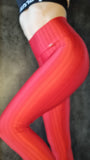 Elegant leggings in shiny Red